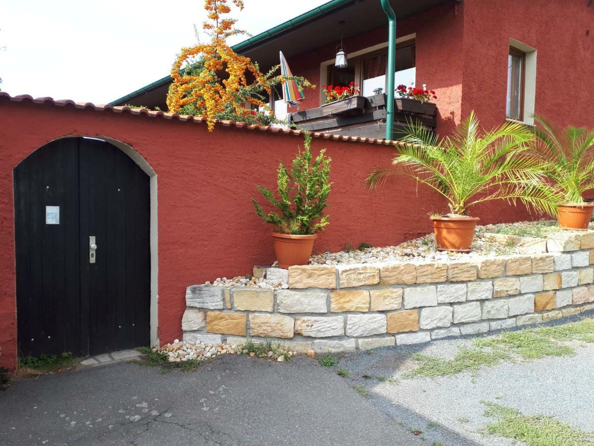 Ferienwohnung Am Hausberg In Radebeul Exteriör bild